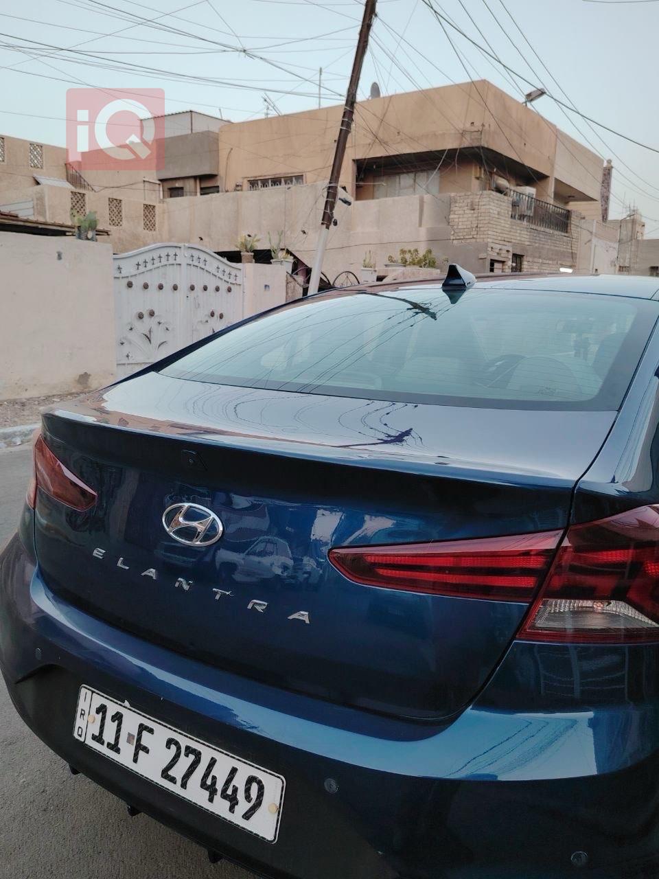 هیوندای ئەلەنترا